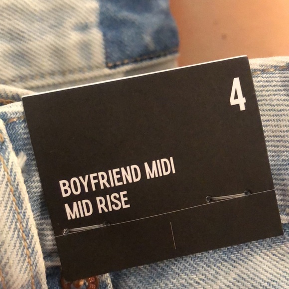 EXPRESS Crossover Waistband Boyfriend Jean Shorts NWT - Picture 13 of 14